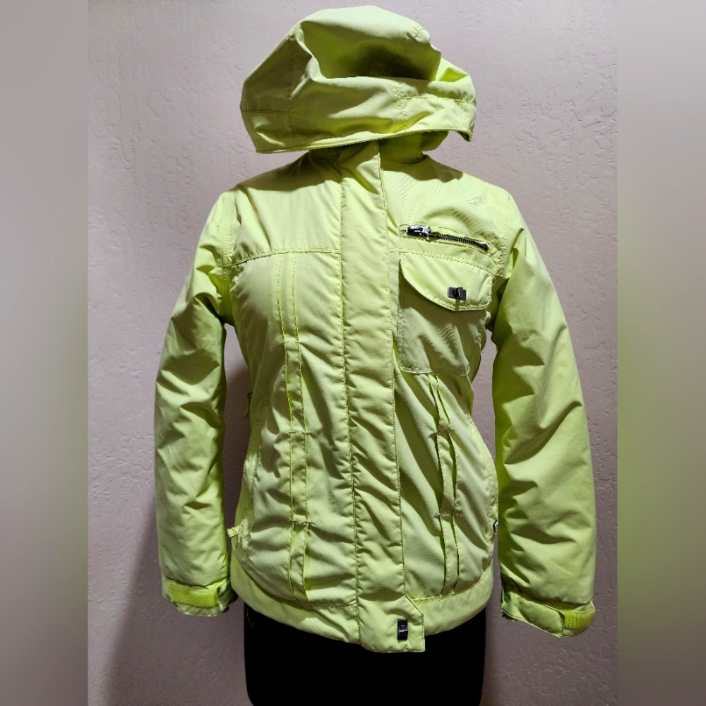 NWOT PWDR ROOM Lil Chicks Lemon Yellow Med jacket snowboard hooded AMAZING